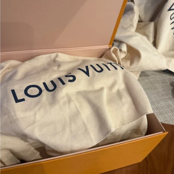 Louis Vuitton cherry blossom speedy 25 2025 Murakami store fresh - Picture 11 of 12